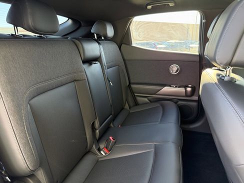 Used 2025 Genesis GV60 RWD image 39