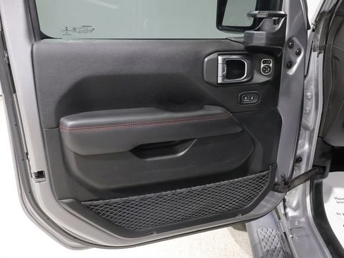 Certified 2020 Jeep Gladiator Rubicon AWD/4WD image 13