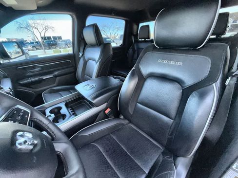 Used 2025 RAM 1500 Laramie image 11