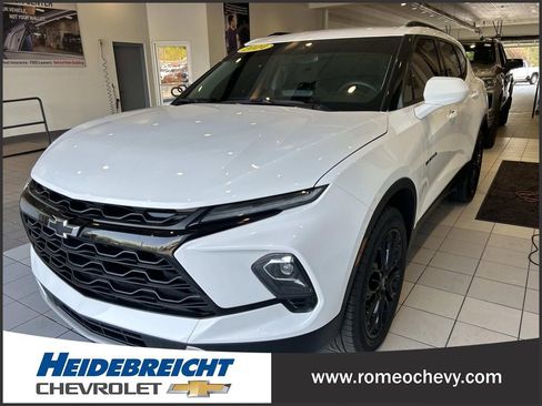 Used 2024 Chevrolet Blazer LT w/ Convenience Package FWD image 6