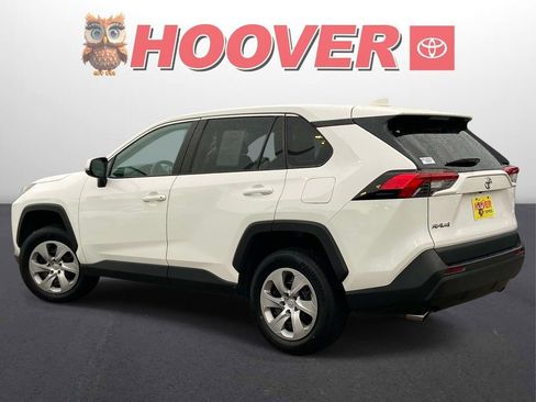 Used 2024 Toyota RAV4 LE FWD image 6