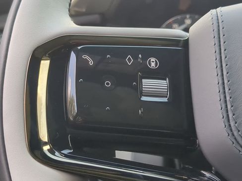 New 2026 Land Rover Range Rover Velar Dynamic SE AWD/4WD image 26