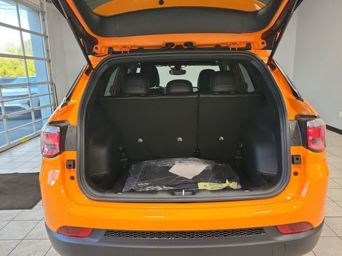 New 2026 Jeep Compass Latitude AWD/4WD image 8