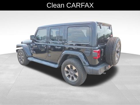 Used 2020 Jeep Wrangler Unlimited Sahara w/ Uconnect 4C Nav & Sound Group AWD/4WD image 5