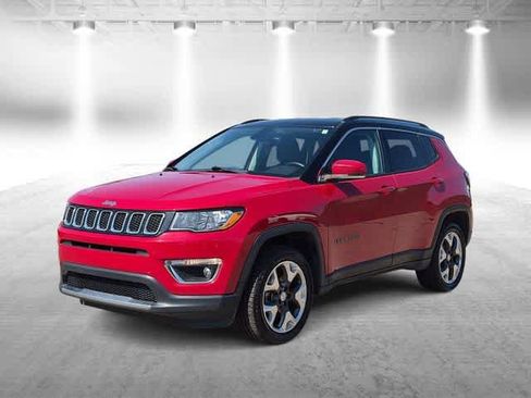 Used 2018 Jeep Compass Limited w/ Navigation Group AWD/4WD image 4