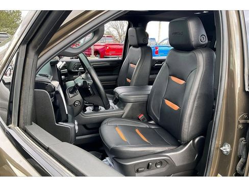 Used 2024 GMC Sierra 1500 AT4 w/ AT4 Preferred Package image 27