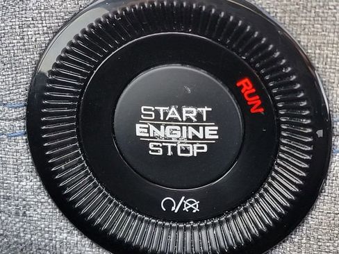 Certified 2022 Jeep Compass Latitude w/ Convenience Group image 7