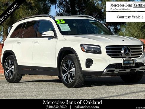 Certified 2025 Mercedes-Benz GLB 250 4MATIC image 1