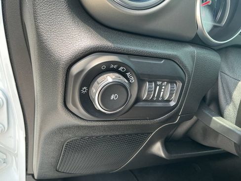Used 2021 Jeep Wrangler Unlimited Rubicon AWD/4WD image 20