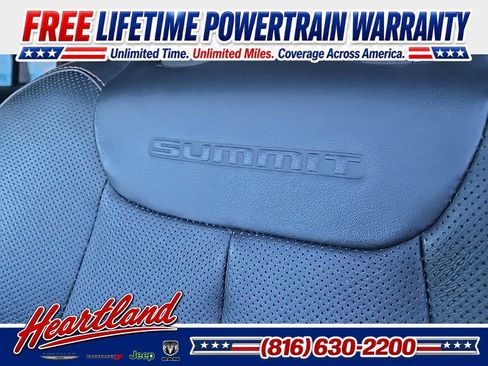 Used 2025 Jeep Grand Cherokee Summit AWD/4WD image 35