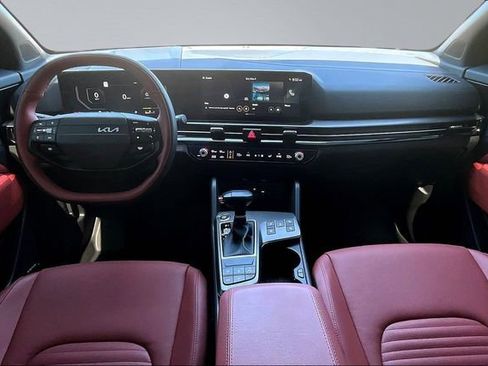 Certified 2026 Kia Sportage SX AWD/4WD image 7