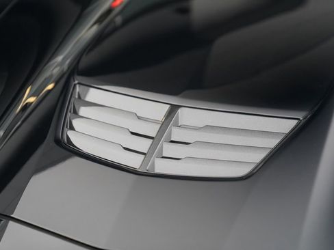 Used 2017 Chevrolet Corvette Z06 image 13