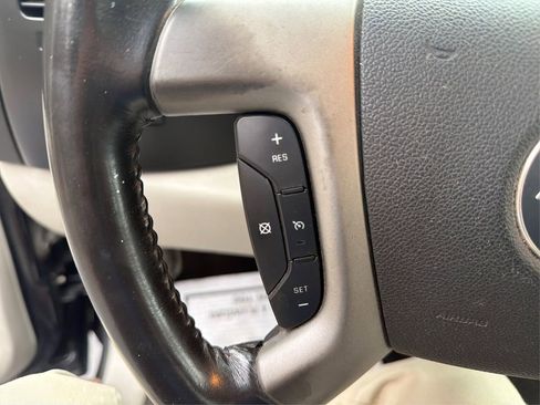 Used 2007 Chevrolet Silverado 1500 LT w/ Towing Package image 42