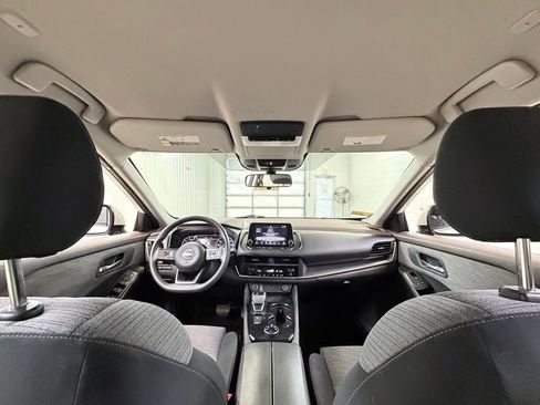 Used 2023 Nissan Rogue SV AWD/4WD image 24