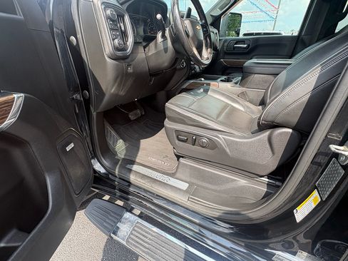 Used 2020 Chevrolet Silverado 2500 High Country w/ Z71 Off-Road Package AWD/4WD image 10