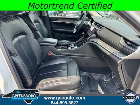 Used 2023 Jeep Grand Cherokee Limited AWD/4WD image 14