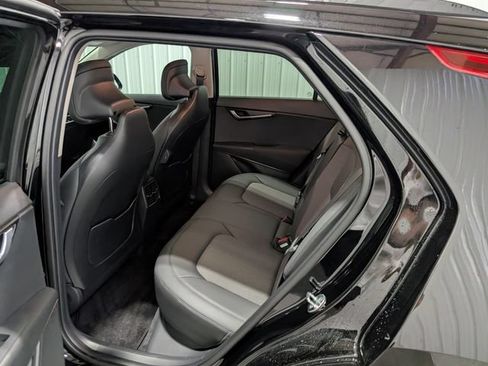 Used 2024 Kia Niro Wind FWD image 9