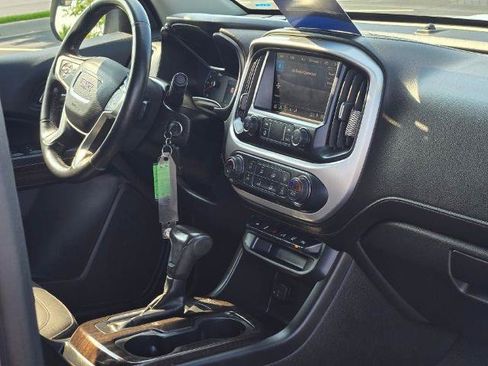 Used 2020 GMC Canyon SLE w/ Driver Alert Package AWD/4WD image 8