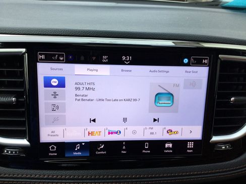 New 2026 Chrysler Pacifica Pinnacle AWD/4WD image 11