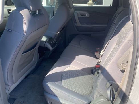 Used 2012 Chevrolet Traverse LS image 8