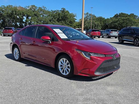 Used 2022 Toyota Corolla LE w/ LE Convenience Package image 2