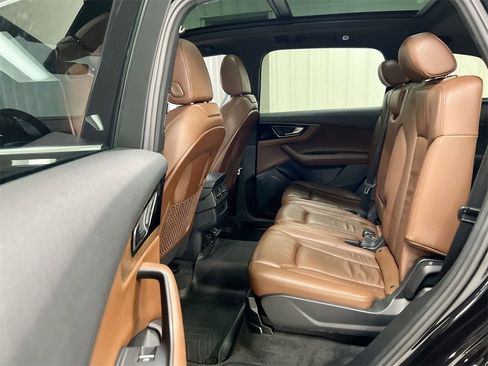 Used 2017 Audi Q7 2.0T Premium image 24