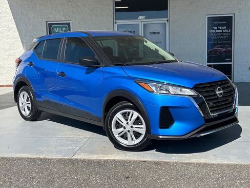 Used 2024 Nissan Kicks S FWD image 1