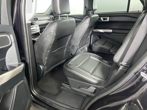 Used 2023 Ford Explorer XLT w/ Equipment Group 202A image 17