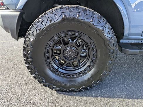 Used 2024 Ford Bronco Outer Banks image 10