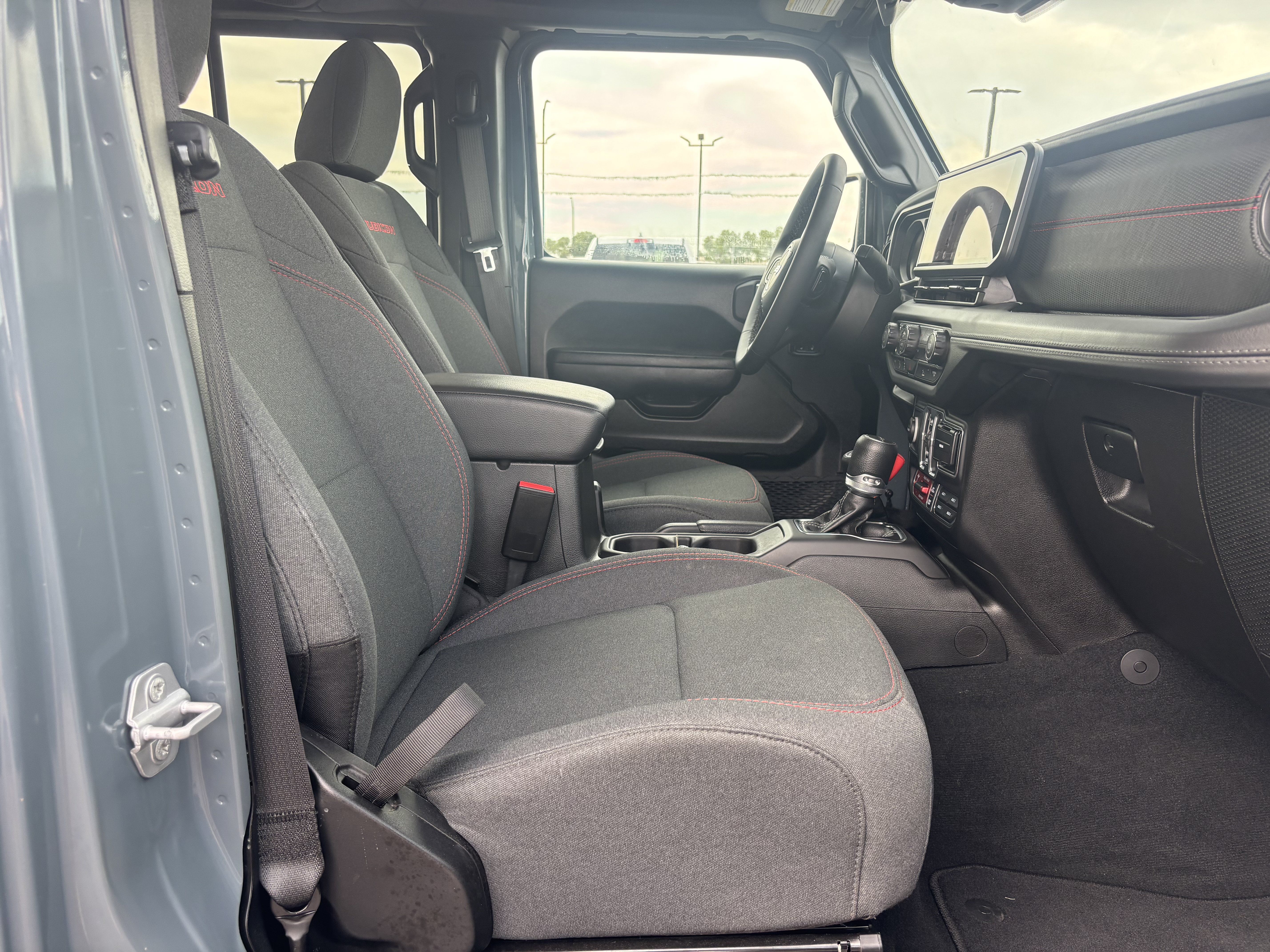 Used 2026 Jeep Gladiator Rubicon AWD/4WD image 23