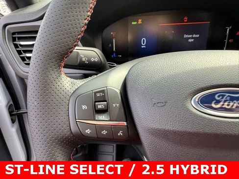 New 2025 Ford Escape ST-Line Elite image 25