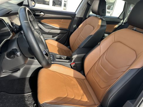 Used 2022 Volkswagen Jetta SEL image 10