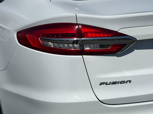 Used 2020 Ford Fusion S FWD image 26