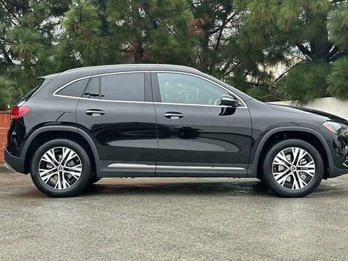 Used 2025 Mercedes-Benz GLA 250 GLA 250 image 3