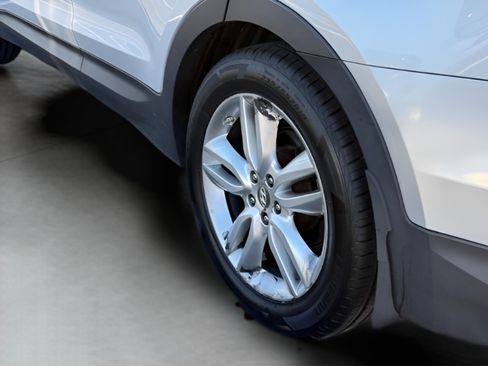 Used 2013 Hyundai Santa Fe Sport 2.0T FWD image 30