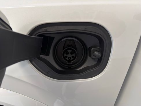 New 2026 Volvo XC90 T8 Ultra w/ Protection Package Premier image 37