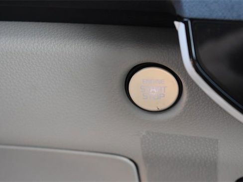 New 2026 Kia Carnival EX image 31