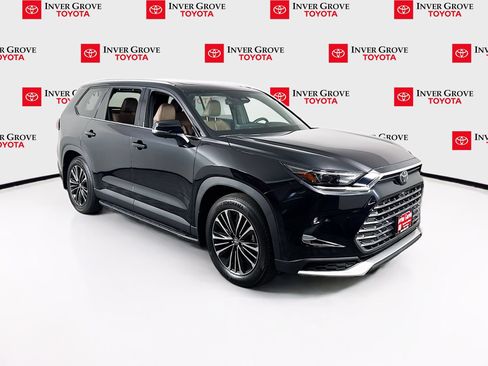 Used 2025 Toyota Grand Highlander AWD Hybrid image 3
