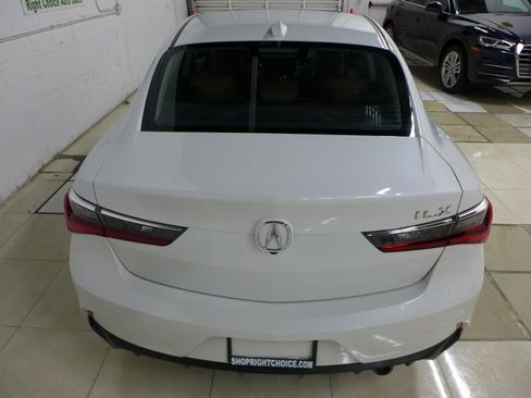 Used 2019 Acura ILX FWD image 10