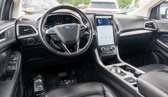 Used 2024 Ford Edge SEL AWD/4WD image 12