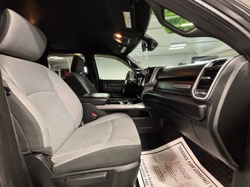 Used 2021 RAM 3500 Big Horn w/ Level 2 Equipment Group image 18