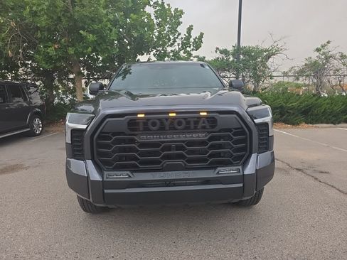 Used 2025 Toyota Tundra SR5 AWD/4WD image 11