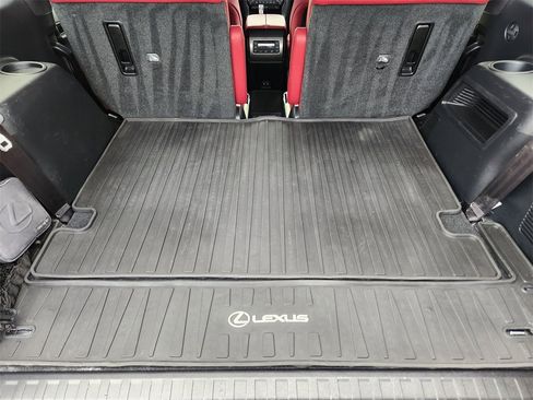 Used 2023 Lexus GX 460 Premium image 32