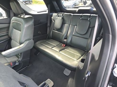 Used 2022 Ford Explorer Timberline image 7