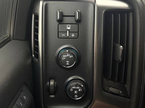 Used 2017 Chevrolet Silverado 1500 LTZ w/ Sport Package AWD/4WD image 24