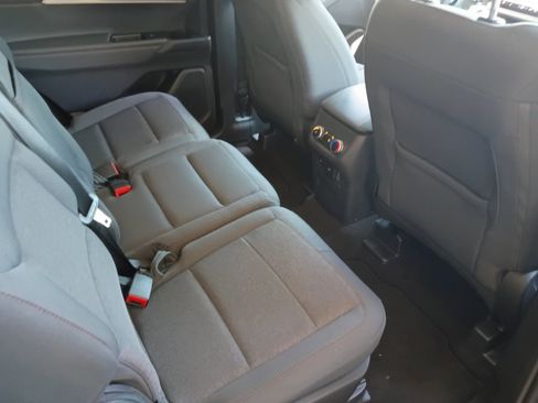 Used 2025 Ford Explorer Active RWD image 32