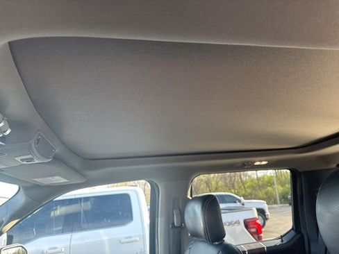 Used 2020 Ford F150 Lariat image 8