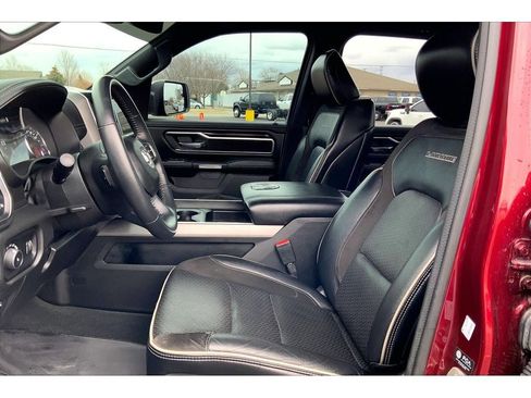 Used 2023 RAM 1500 Laramie AWD/4WD image 25