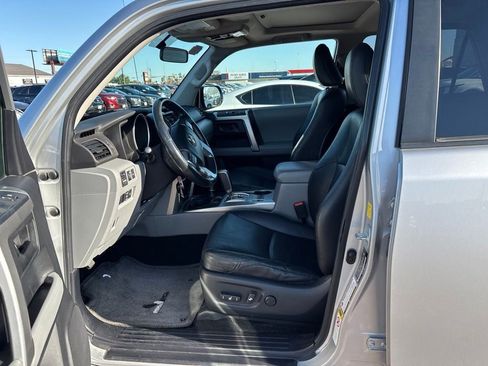 Used 2011 Toyota 4Runner SR5 w/ Premium Pkg w/Leather AWD/4WD image 13