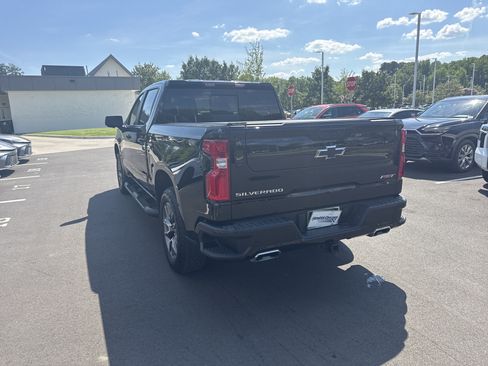 Used 2024 Chevrolet Silverado 1500 RST w/ Convenience Package II AWD/4WD image 8
